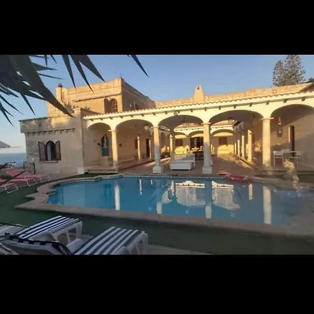 Spectacular With Pool And Tennis Court Madliena