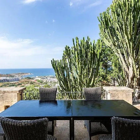 Spectacular With Pool And Tennis Court