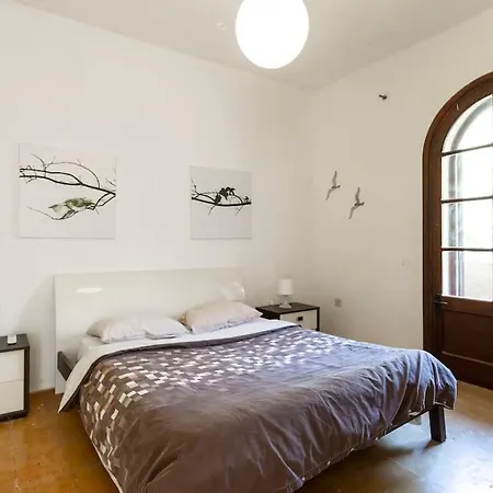 Spectacular With Pool And Tennis Court *